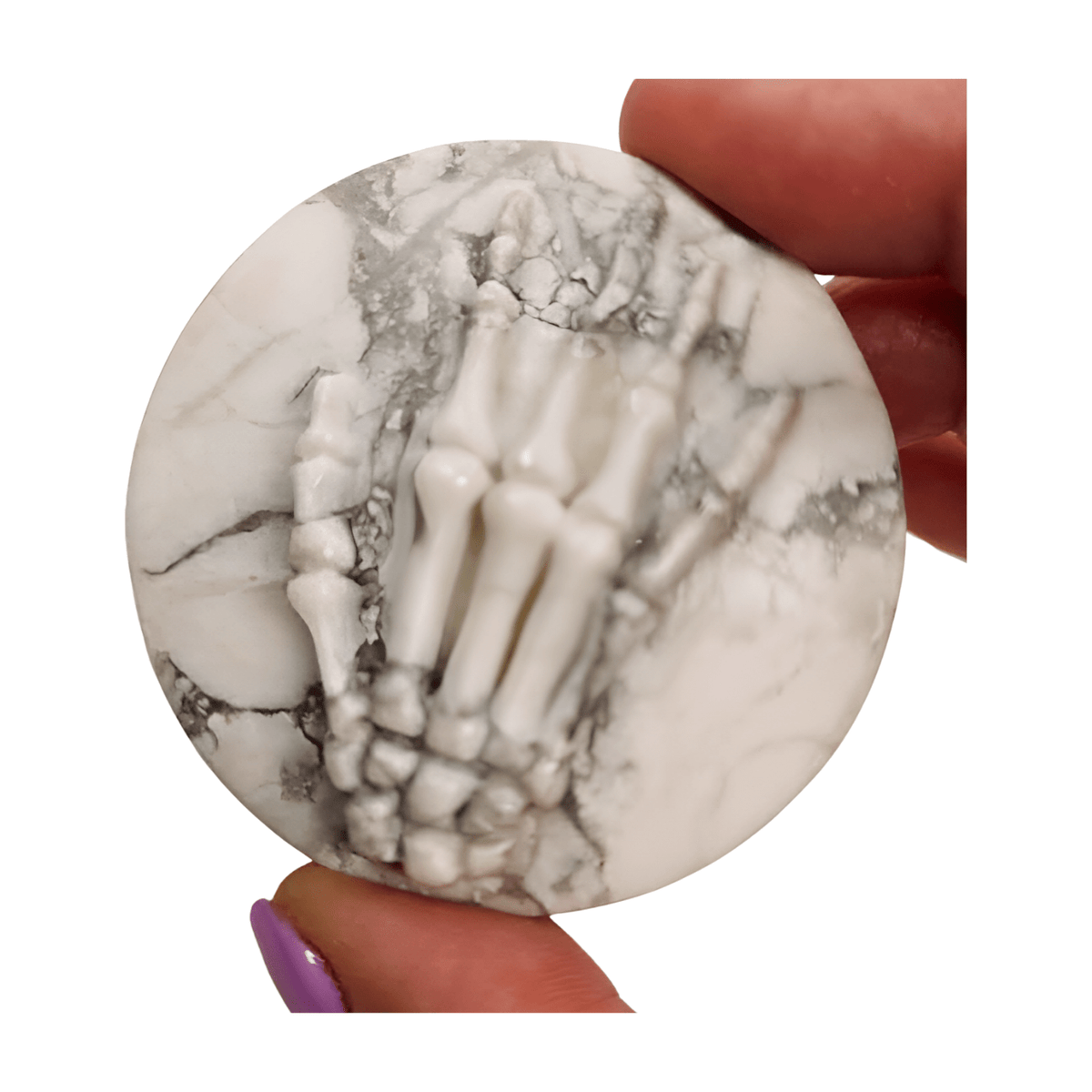 Howlite Skeleton Hand (Circle)
