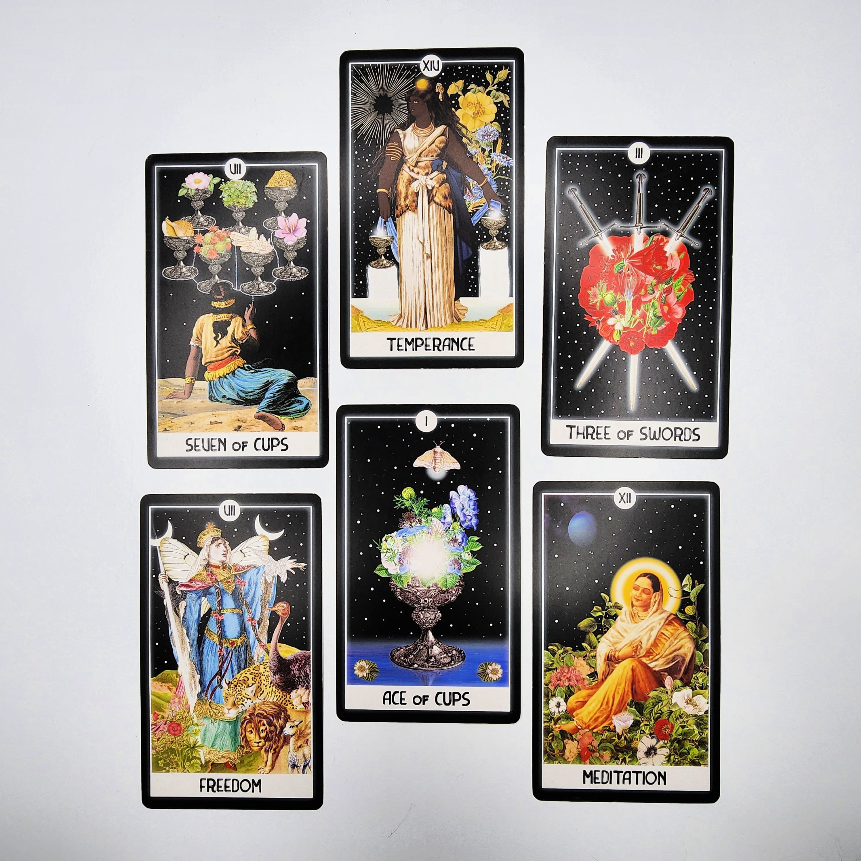 The Intuitive Night Goddess Tarot – Totems and Tarot